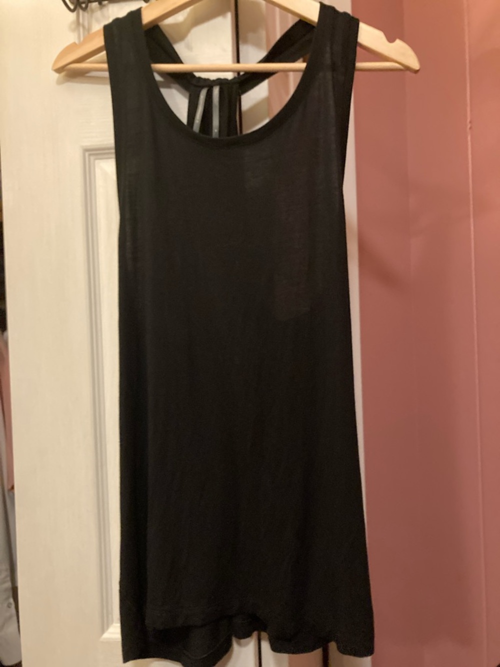 ANTHROPOLOGIE Medium Black Tunic Tank